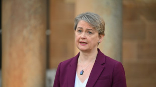 UK-Balkans meet targets people-smuggling, Russian disinformation