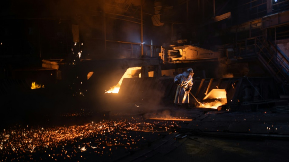 Ukraine: pr&egrave;s du front, l'industrie sid&eacute;rurgique lutte pour survivre