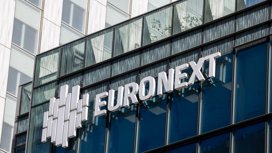 Borsa: Europa debole con i listini Usa in calo, Milano -0,3%