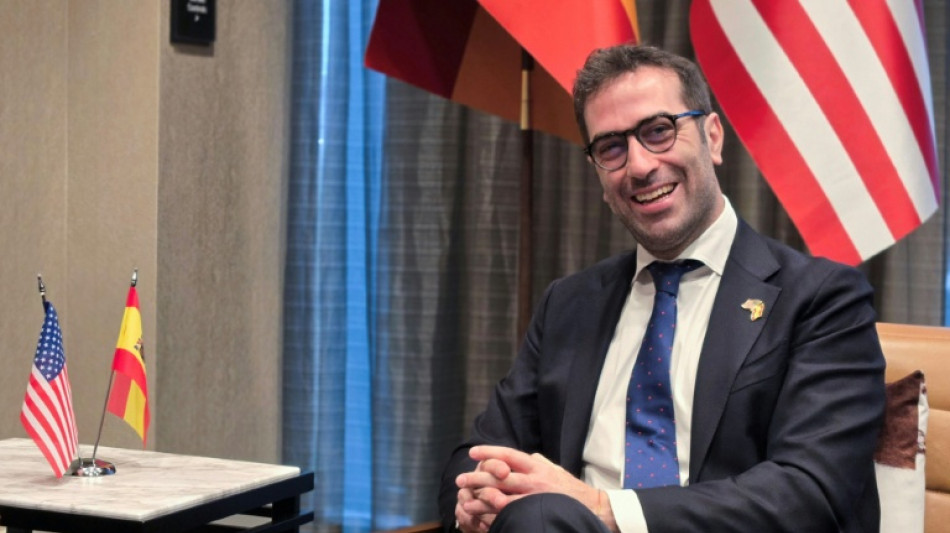 El ministro espa&ntilde;ol de Econom&iacute;a espera poder "explicar bien" a EEUU sus compromisos de defensa