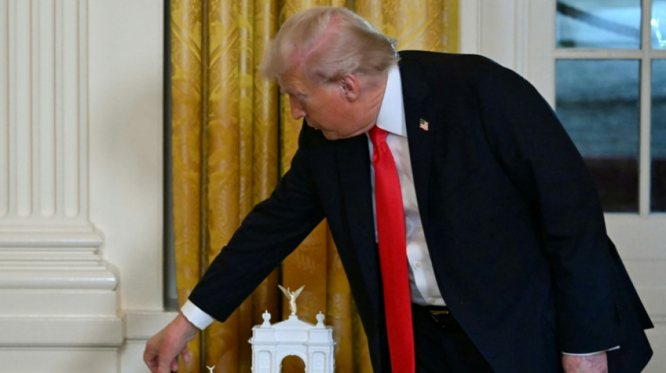 Trump administration reveals plans for massive Washington arch