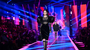 Ces mannequins ukrainiennes qui vivent au son des sir&egrave;nes de la guerre 