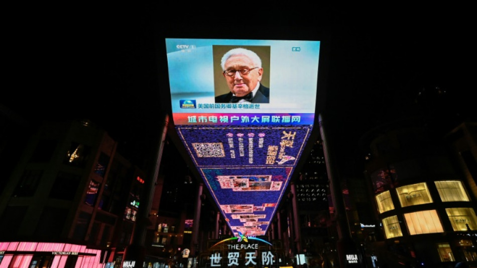 Governos e l&iacute;deres do mundo se despedem de Henry Kissinger