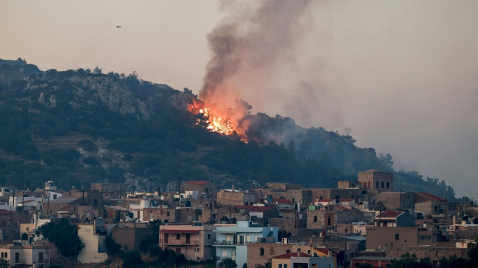 Más de 4.000 hectáreas devastadas por las llamas en la isla griega de Quíos