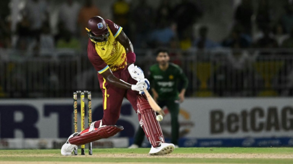 Last-ball hero Holder lifts West Indies over Pakistan in T20
