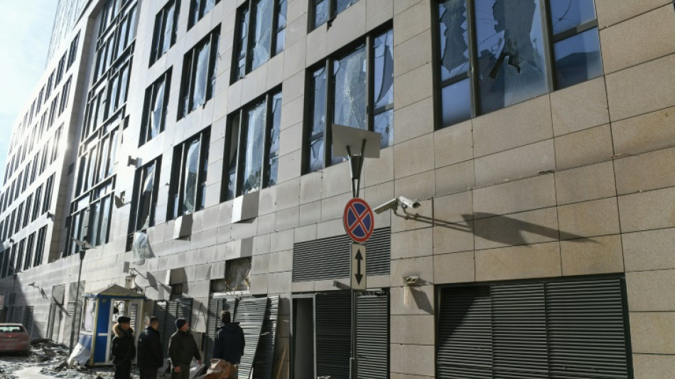 Cinco mortos e mais de 90 feridos na Ucr&acirc;nia em ataques russos 'maci&ccedil;os'