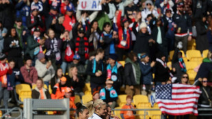 Horan denies Dutch famous win, Australia eye World Cup last 16