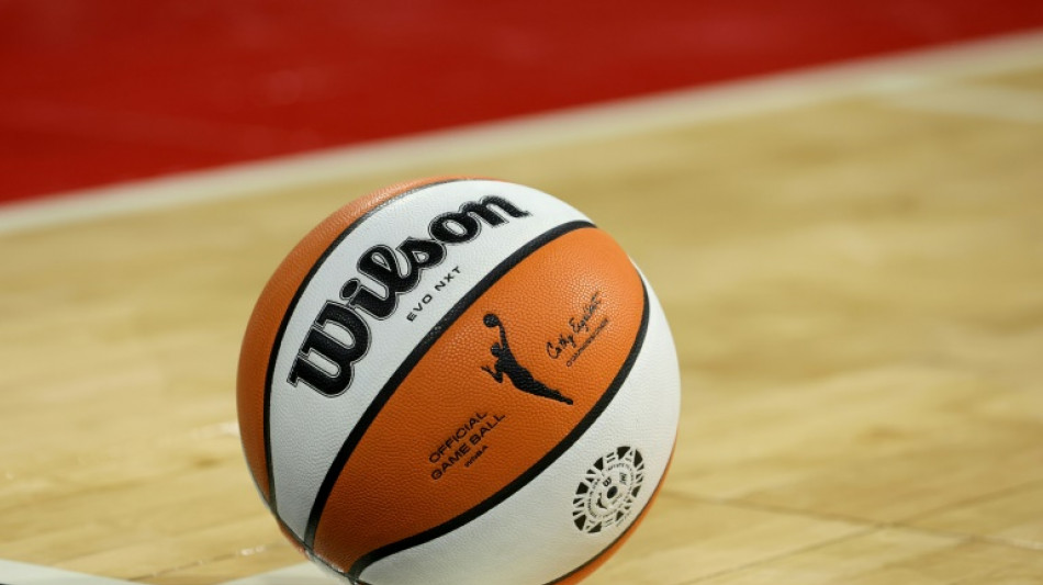 Basket: 15e titre de Bourges au bout d'une saison de r&ecirc;ve 