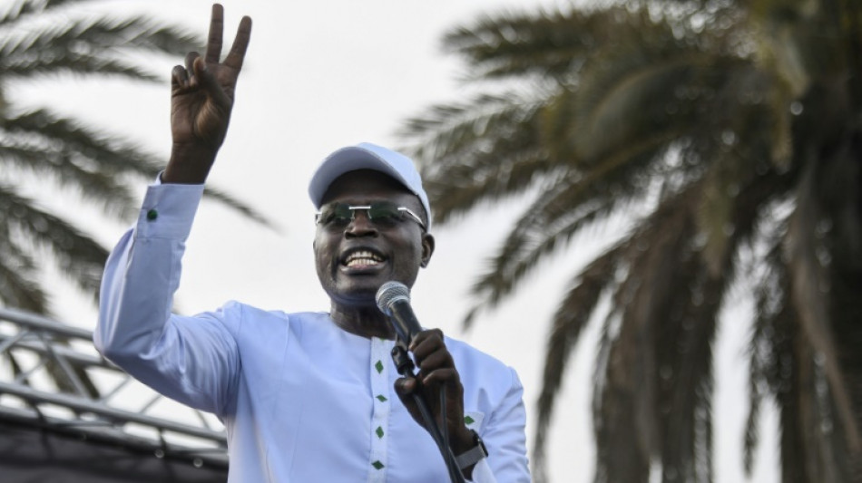 Vote clears Senegal opposition figures for presidential run