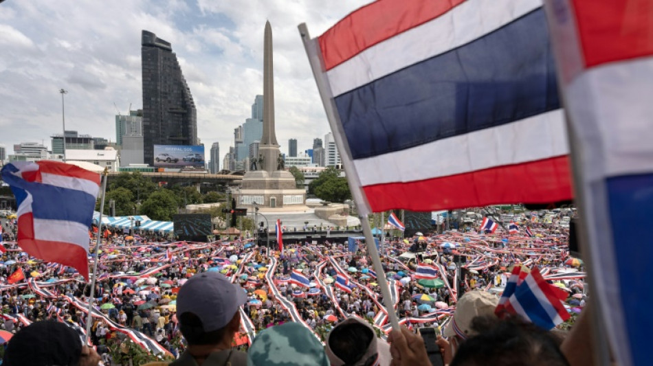 Tha&iuml;lande: une manifestation r&eacute;clame la d&eacute;mission de la premi&egrave;re ministre