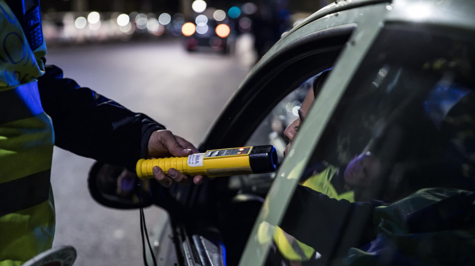 Cassazione, non serve pi&ugrave; l'alcoltest per provare ubriachezza