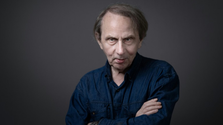 Escritor franc&ecirc;s Michel Houellebecq &eacute; considerado muito ofensivo pela IA 