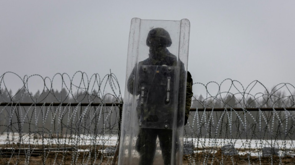 La polic&iacute;a europea arresta a los cerebros de una gran red de tr&aacute;fico humano