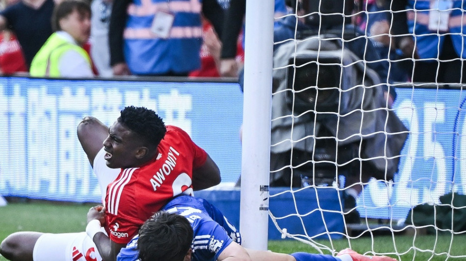 Medien: Awoniyi nach Bauchverletzung in künstlichem Koma