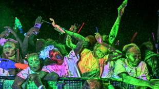 La jeunesse ivoirienne s'entiche du biama, danse fr&eacute;n&eacute;tique des quartiers populaires 