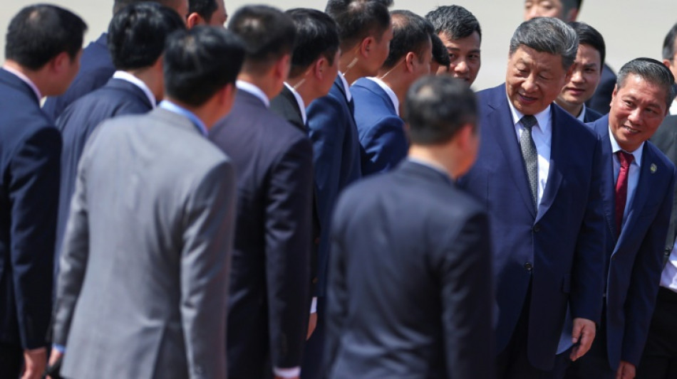 Xi Jinping come&ccedil;a visita &agrave; Mal&aacute;sia sob a sombra das tarifas de Trump