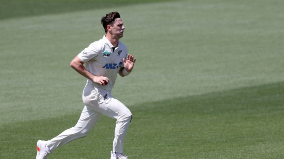 Henry puts New Zealand in control of 1st Test against Zimbabwe