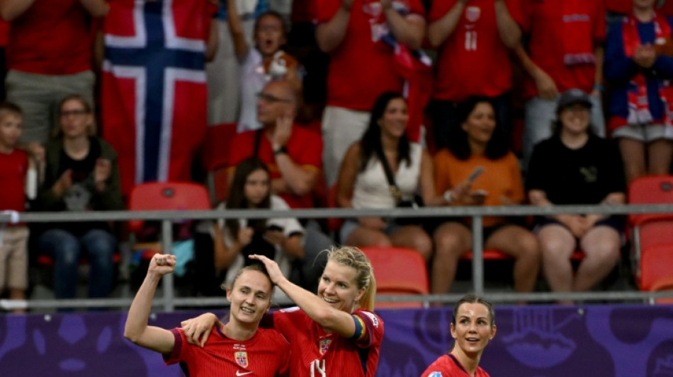 Hansen shoots Norway to brink of Euro 2025 quarter-finals