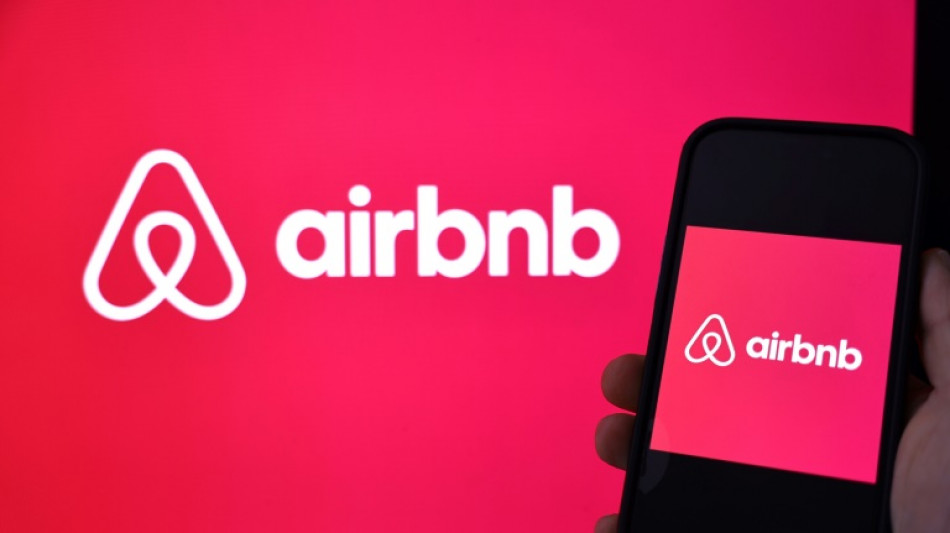 Airbnb pro&iacute;be c&acirc;meras de seguran&ccedil;a dentro de im&oacute;veis alugados