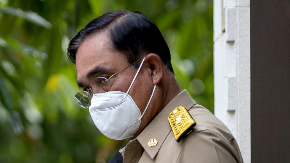 Le Premier ministre suspendu, crise politique en Tha&iuml;lande