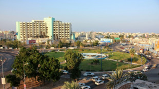 Puerto de Ad&eacute;n refleja las heridas de la prolongada guerra de Yemen 