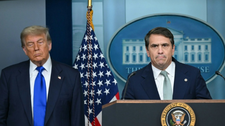 Departamento de Justi&ccedil;a dos EUA se reunir&aacute; com ex-parceira de Epstein