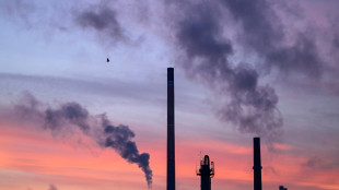 Zahl der Industriebesch&auml;ftigten innerhalb eines Jahres um 120.000 gesunken