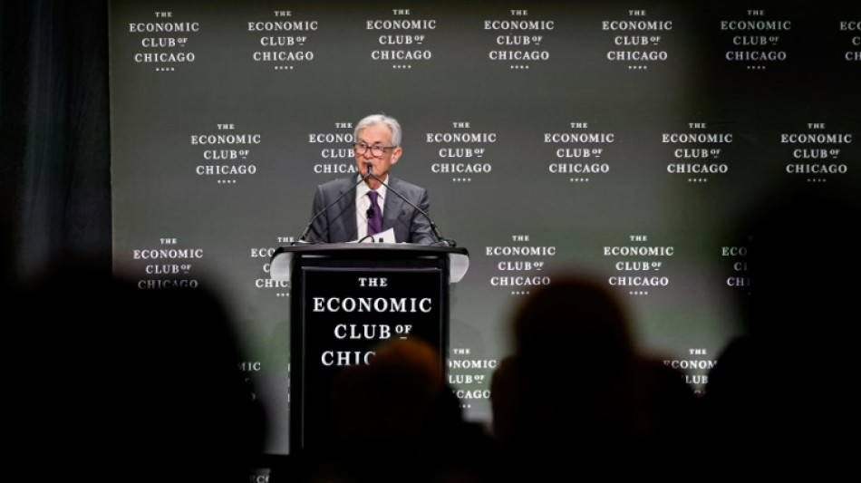 Trump ataca presidente do Fed e diz que ele é 'muito lento' para reduzir as taxas de juros