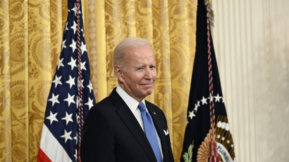 Les Etats-Unis et leurs alli&eacute;s ne se laisseront pas "intimider" par Poutine, dit Biden