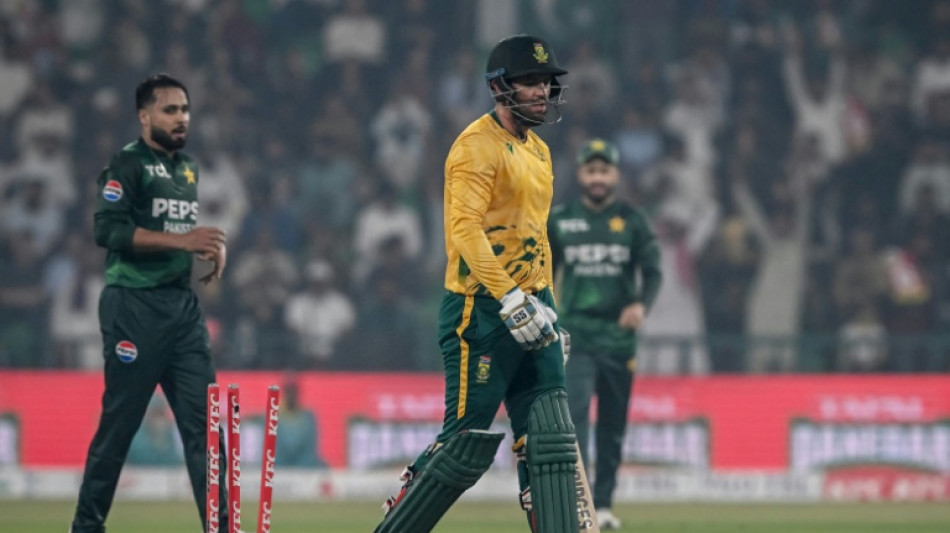 Ashraf and Mirza skittle South Africa as Pakistan win 2nd T20