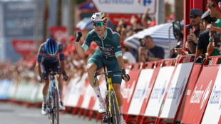 Vuelta: Van Aert vince la 13/a tappa, il leader Mas controlla