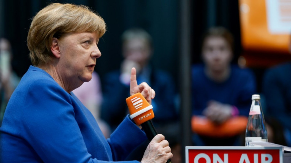 Altkanzlerin Merkel wünscht sich mehr Frauen an vorderster politischer Front