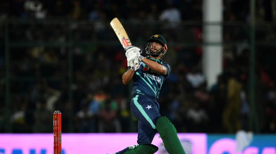 Pakistan's Masood clears tests after blow to head