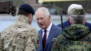 Charles III comm&eacute;more les victimes allemandes des raids alli&eacute;s &agrave; Hambourg 