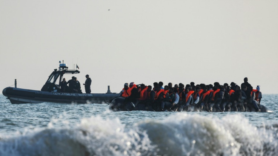 Ein Toter und f&uuml;nf Verletzte bei Sch&uuml;ssen an Fl&uuml;chtlingslager in Nordfrankreich