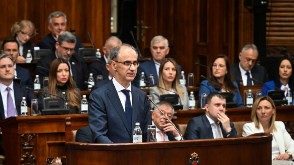 Inmitten monatelanger Proteste: Serbisches Parlament wählt neue Regierung