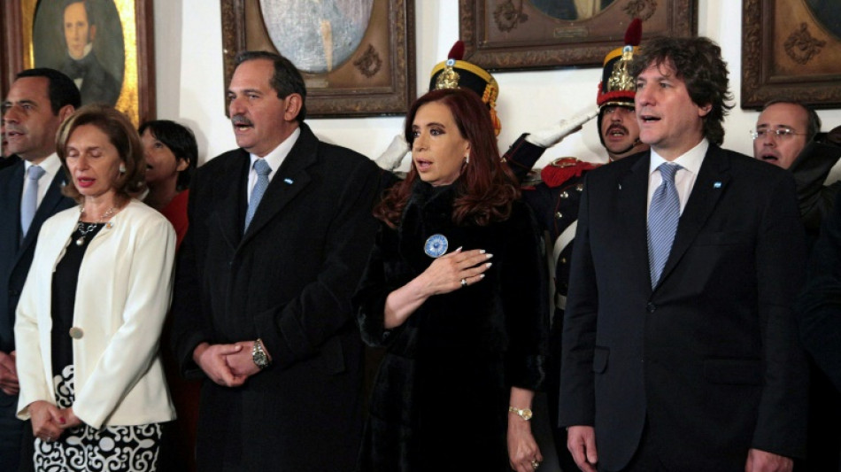 Diecis&eacute;is a&ntilde;os de prisi&oacute;n a un exgobernador argentino por abusar de una sobrina segunda