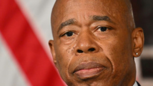 Prefeito de Nova York nega acusa&ccedil;&otilde;es de agress&atilde;o sexual