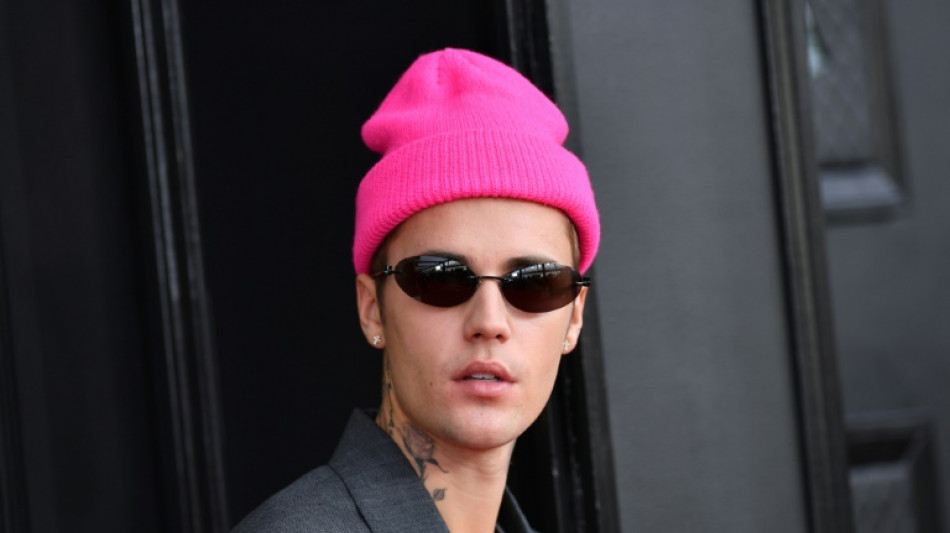 Justin Bieber lança seu sétimo álbum 'Swag'
