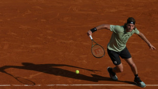 Monte-Carlo: Tsitsipas bat Zverev et d&eacute;fendra son titre face &agrave; Davidovich