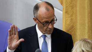 Beispielloser Wahlkrimi im Bundestag - Merz wird erst im zweiten Anlauf Kanzler