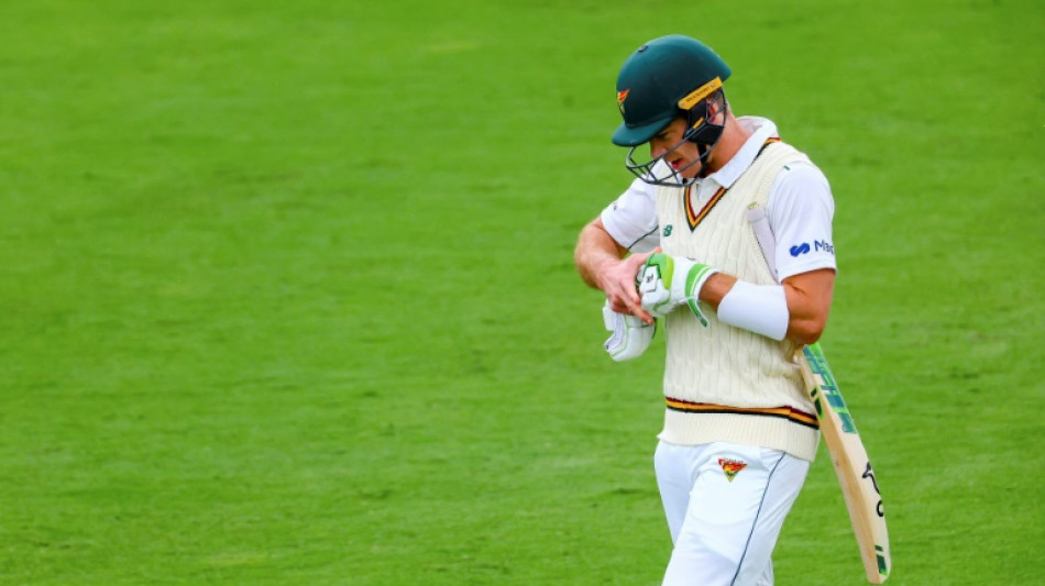 Ex-Australia captain Paine out cheaply on return from sexting scandal