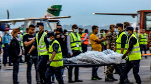 Los socorristas recuperan los 22 cuerpos de los fallecidos en el accidente a&eacute;reo en Nepal