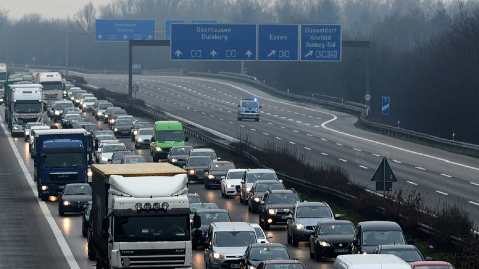 FDP und Gr&uuml;ne gegen Senken von Spritsteuer wegen hoher Energiekosten