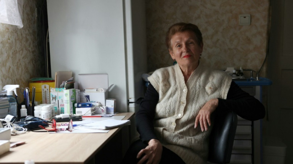 A Siversk dans l'est de l'Ukraine, une m&eacute;decin toujours au service de ses malades