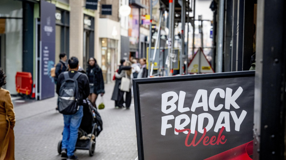 Confcommercio, sale spesa per il black friday, a 268 euro