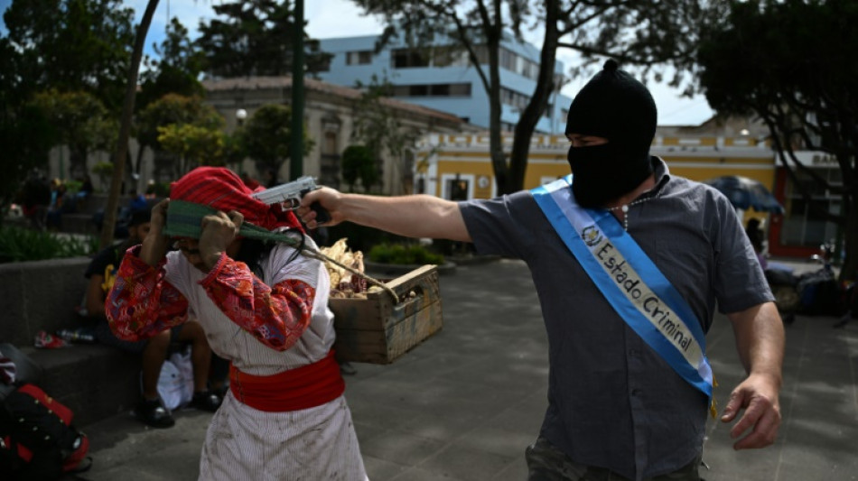 Guatemala enfrenta amea&ccedil;as &agrave; democracia a um m&ecirc;s da elei&ccedil;&atilde;o