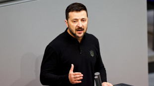 Zelensky &egrave; arrivato al Burgenstock per il vertice di pace