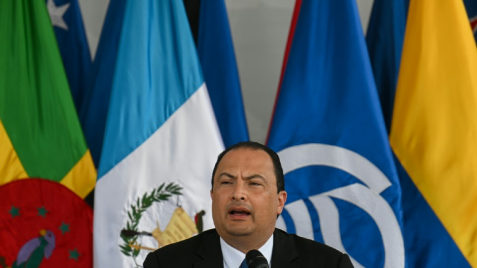 EUA pedem segundo turno na Guatemala 'sem interfer&ecirc;ncias nem ass&eacute;dio'