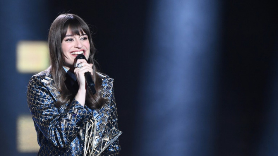 Musique: la vari&eacute;t&eacute; "Respire encore" avec Clara Luciani